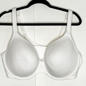 Cacique‎ Lightly Line T-Shirt Bra 44DDD